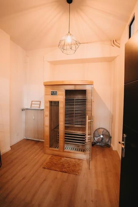Ultimate Comfort ! Jacuzzi & Sauna. Besançon Esterno foto